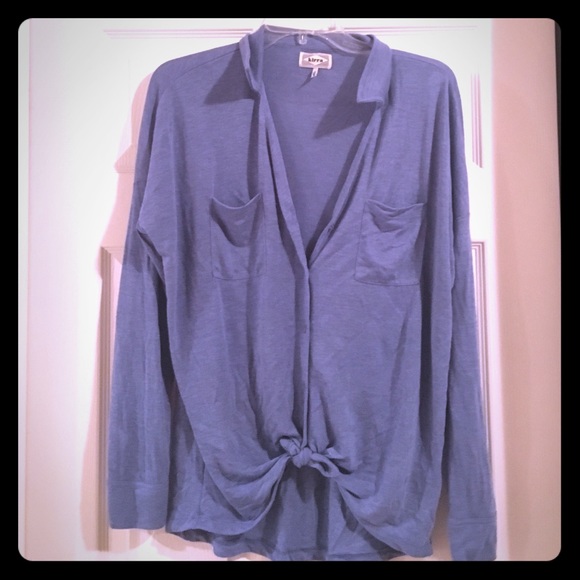 Cute blue blouse