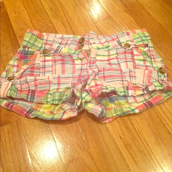 Summery plaid shorts