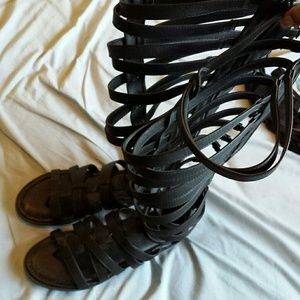 Brand new knee high sandles