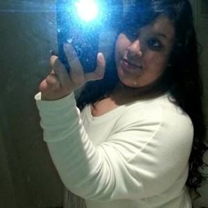 Meet your Posher, Yadira