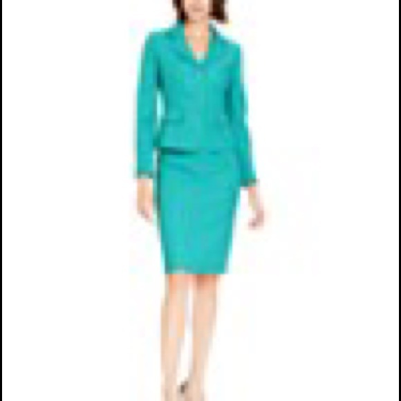 Evan Picone Textured Pique Skirt Suit