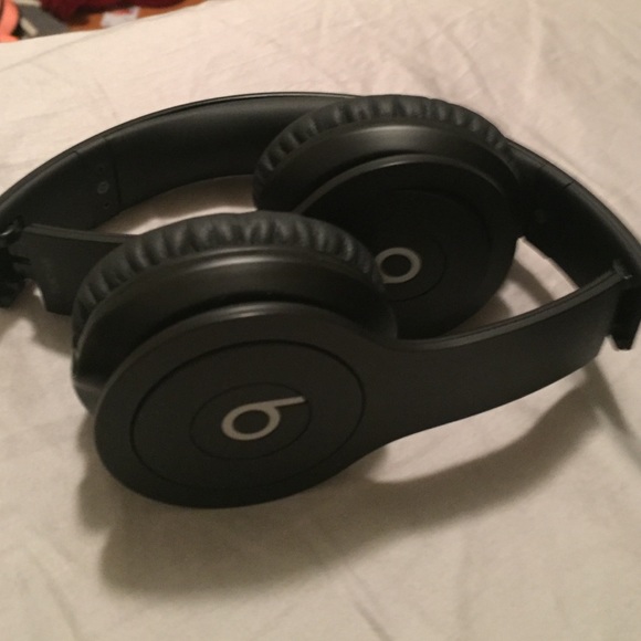 Beats by Dre (Solo)