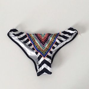 PINK ADJUSTABLE MINI CHEEKSTER- GEO TRIBAL