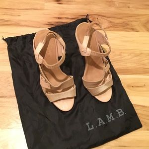 Super cute L.A.M.B heels! Comes with shoe bag too!