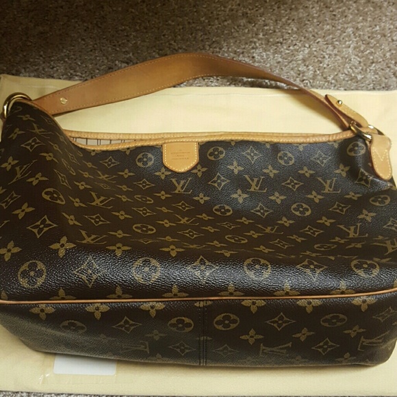 Louis Vuitton delightful