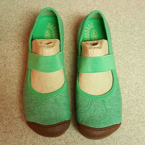 NWOT Keen Sienna MJ shoes