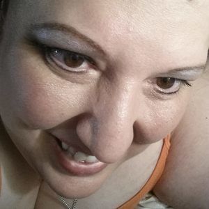 Meet your Posher, Caren
