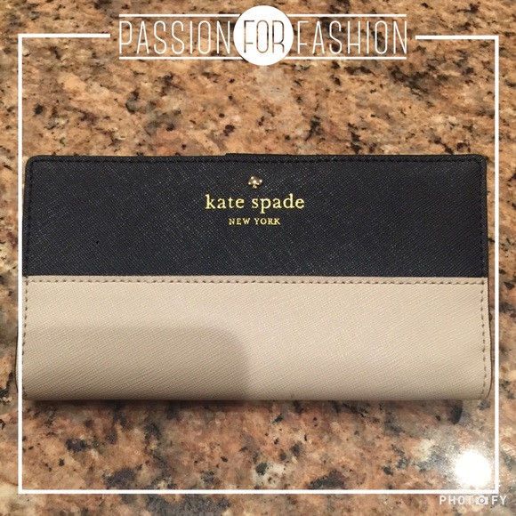 kate spade Accessories - Kate Spade wallet NWT