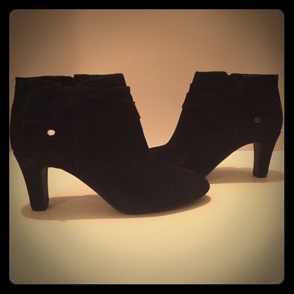 PRICE CUT! NEVER WORN Black Ankle Boots