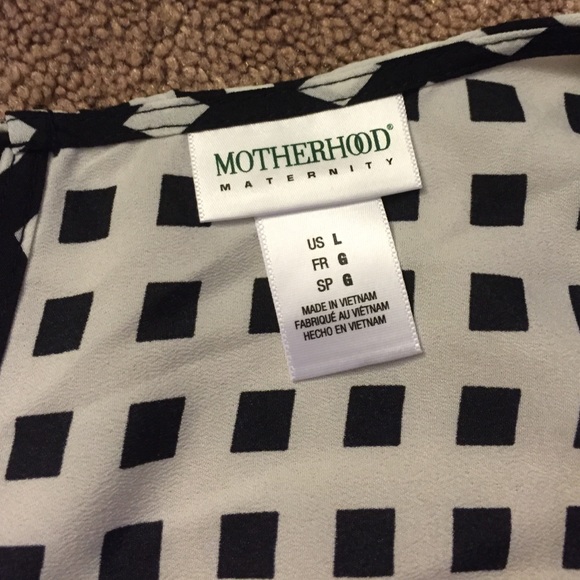 Maternity top - Picture 2 of 3