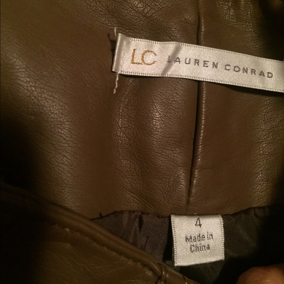 LC Shorts - Picture 3 of 3
