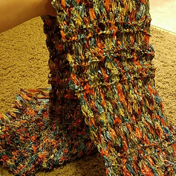 ~Multicolor Scarf~ - Picture 3 of 4