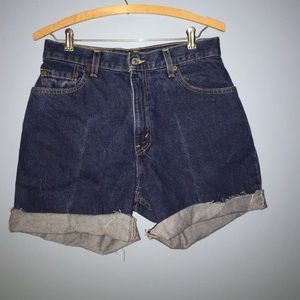 DIYed High Waisted Levi Shorts "Mom Jeans"