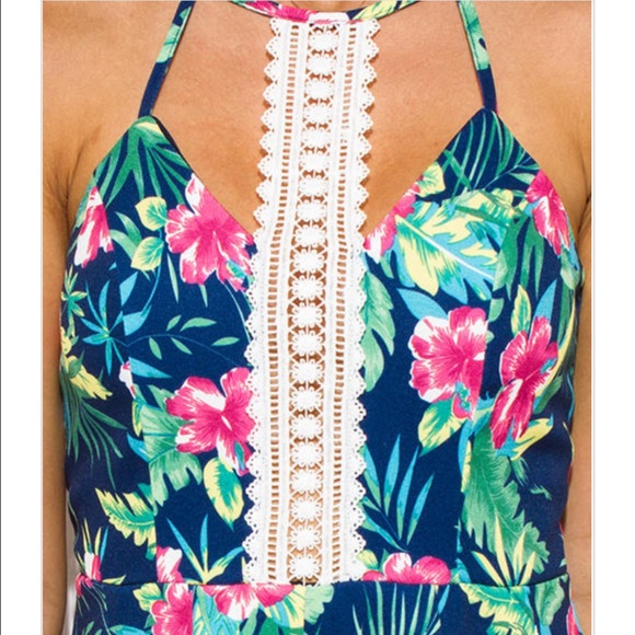 Floral Print Romper with Crochet Design - Picture 3 of 3