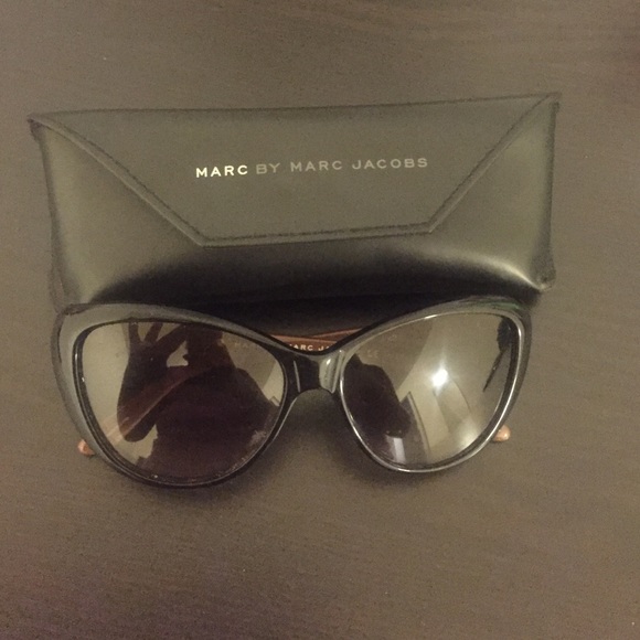 Authentic Marc by Marc Jacobs sunglasses 😎