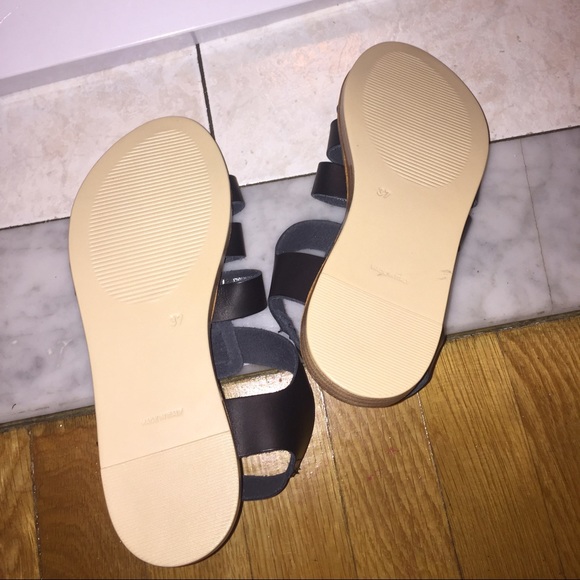 Brand new Steven by Steve Madden size 7 - Picture 4 of 4