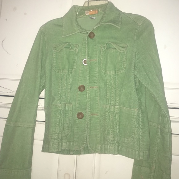 Tulle Green jacket☁️❄️🌥 - Picture 1 of 4