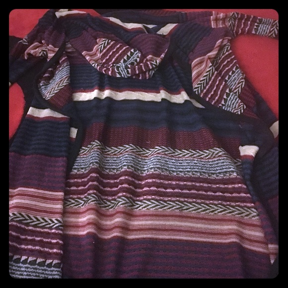 Long cardigan with hood