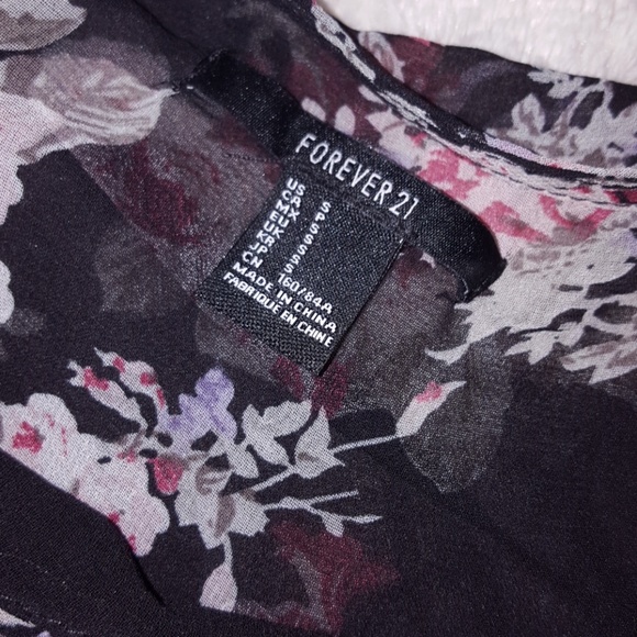 Boho Floral Bell-Sleeve Top Floral Top - Picture 3 of 16