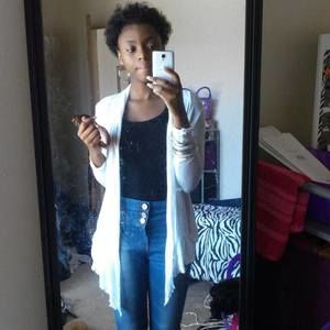 Meet your Posher, Savannah