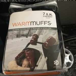 Warm muffs /. Gloves