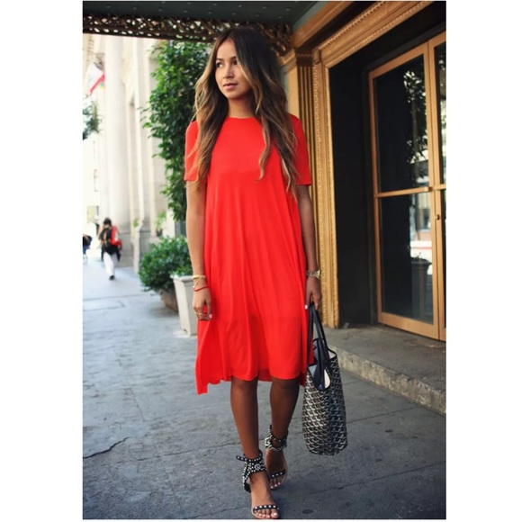 LAST ONE // Melania dress - Picture 2 of 4