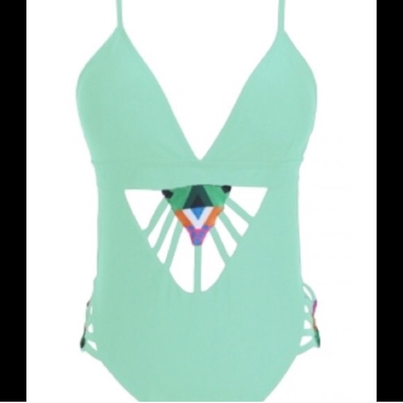 🌿🌷 Aqua cut out monokini SOLD - Picture 2 of 3