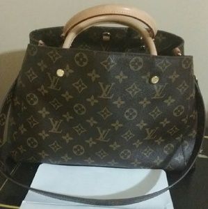 Fashion leather Handbag (No Brand Name bag