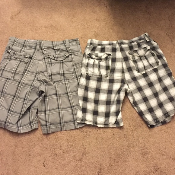 Shorts - Picture 3 of 3