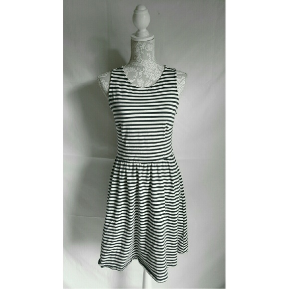 Old navy skater dress size medium