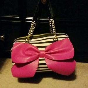 Betsey Johnson Bow Regard Bag