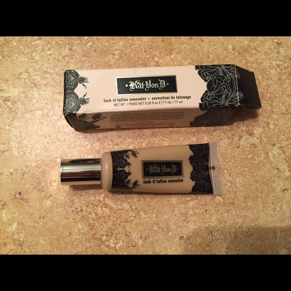 KAT VON D CONCEALER