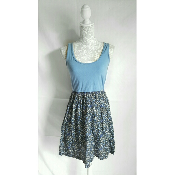 Old navy floral skater dress size medium