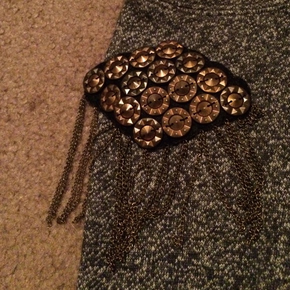 Gray sweater - Picture 3 of 4