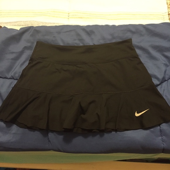 Small black Nike tennis skirt