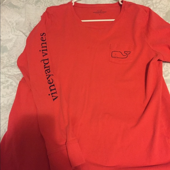 Red VV tee lightly worn!