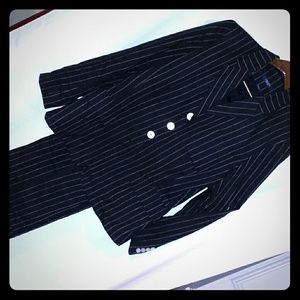 Ladies 2 piece suite