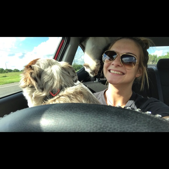 Meet your Posher, Jordyne - Picture 2 of 3