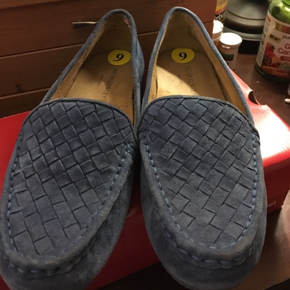 Shoes - Cynthia Rowley suede Driving Moccasin
