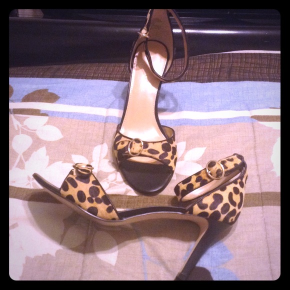 Audrey Brooke Shoes - Fur Leopard Sandals🐯