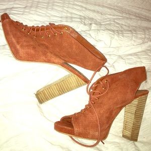 Steve Madden Vallie Shoe