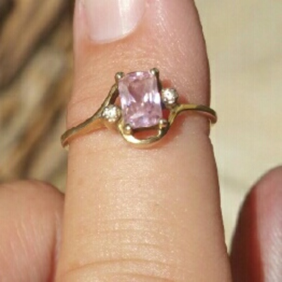 10K Gold Pink Stone Diamond accents 1.56g Size 6 - Picture 2 of 4