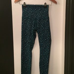 NEVER WORN Lululemon Yoga Pants