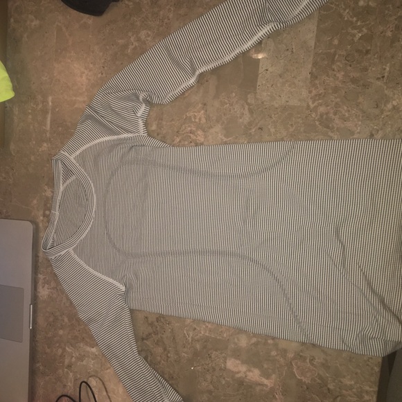 Long sleeve Lululemon top