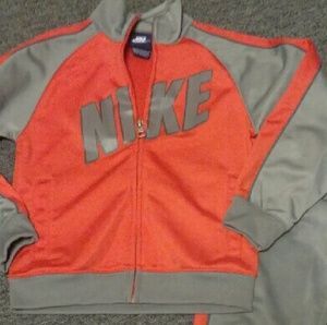 6t Nike outfit
