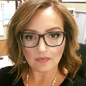 Meet your Posher, Adriana