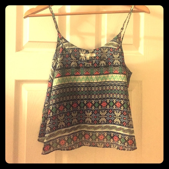 ACTIVE Multicolor Tribal Crop Top