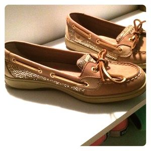 Boat shoes