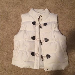 Arizona Jeans Co. White Puffer Vest