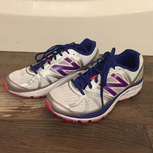 New Balance 7.5